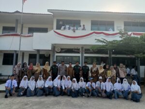 Jadi Irup Disekolah Prajurit Kodim 0418/Plg Ajak Siswa Tingkatkan Disiplin dan Jauhi Pelanggaran