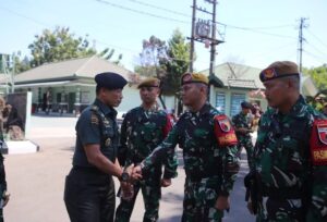 Batalyon Arhanud 8/MBC menerima Kunjungan Tim Riksiapops Mabes TNI