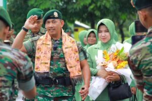 Komandan Brigif Raider 20 Kostrad Kunjungan Kerja Ke Yonif Raider 754/ENK
