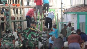 Prajurit Yonif Raider 515 Kostrad Laksanakan Karya Bakti Pembangunan dan Perbaikan Masjid Baiturrohman