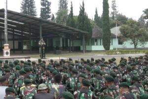 Bangun Komunikasi Dengan Anggota, Danyonif Raider 303 Kostrad Berikan Jamdan