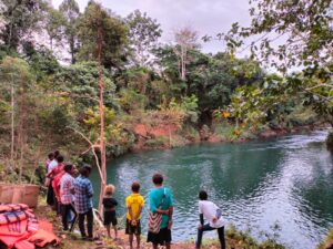 Bersama Masyarakat Distrik Ninatie Papua Selatan Satgas Yonif RK 111/KB Resmikan Tempat Wisata Munukapa