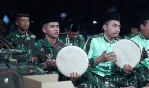 "Merah Putih Adalah Kita", Korem 071/Wijayakusuma Bersholawat Bersama Rakyat