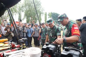 Kasad Tinjau dan Apresiasi Penanganan Karhutla di Jambi