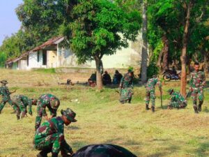 Ciptakan Paru-Paru Sehat Bagi Masyarakat Sekitar, Satjar Divif 1 Kostrad Laksanakan Penghijauan