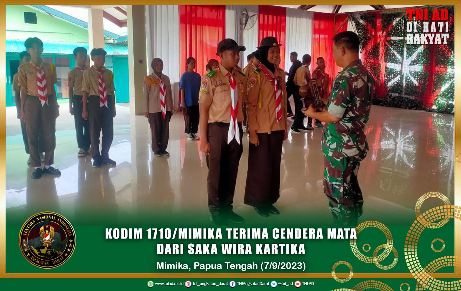 Kodim 1710/Mimika Terima Cendera Mata Dari Saka Wira Kartika