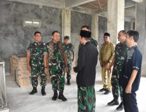 Jelang Reuni Ke-30, Tidar Setia 93 Gelar Baksos Berikan Bantuan Keramik Masjid Baitul Arif