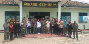 Lebih Dekat Dengan Masyarakat Koramil 15/Pasir Sakti, Kodim 0429/Lamtim Laksanakan Komsos