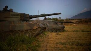 Puslatpur V Marinir Baluran Situbondo Dihujani Munisi Prajurit Kostrad