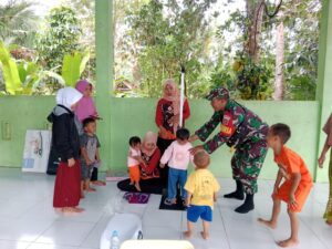 Wujudkan Balita Sehat, Babinsa Kodim 1002/HST Pendampingan Posyandu