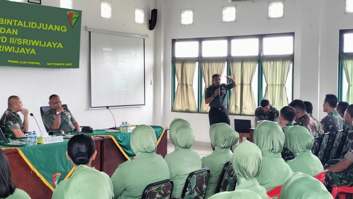 Penyuluhan Binrohis Dan Bintalidjuang Kepada Prajurit Dan Persit Kck