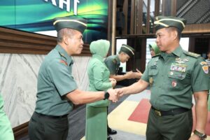 Wakasad Terima Laporan Korps Kenaikan Pangkat 10 Pati TNI AD