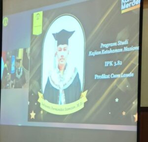 Banggakan Corps Pomad, Kapten Cpm Fernandes Samosir Selesaikan Program Magister di UI