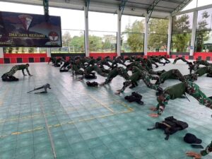 Danbrigif 20 Kostrad Latih Kemampuan Bela Diri Militer Para Prajurit Iyako Kostrad