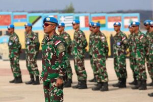 Prajurit Satgas Yonmek XXIII-Q/UNIFIL Mendapatkan Kenaikan Pangkat di Luar Negeri