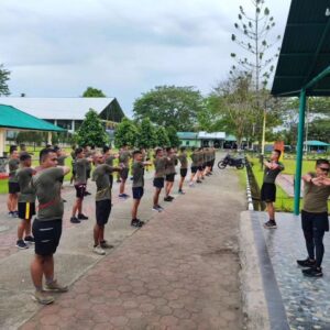 Jaga Stamina Prajurit Iyako Brigif 20 Kostrad Laksanakan Lari 5 Km