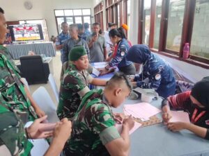 Brigif 20 Kostrad Ikuti Kegiatan Bakti Kesehatan Donor Darah Serentak Peringati HUT Ke-78 TNI