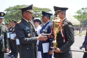 Yonif 405/SK Raih Juara I Lomba Binsat Jajaran Kodam IV/Diponegoro