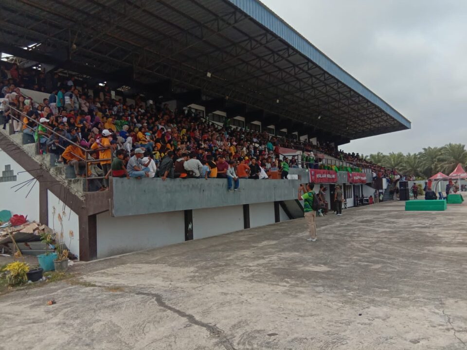 Penutupan Turnamen Sepak Bola Dandim Cup Kodim 0408/Bs Berlangsung Meriah dan Sukses