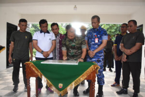Danrem 031/WB Tutup Turnamen Sepak Bola Piala Danrem Cup Dan Resmikan Tribun Lapangan Pancasila