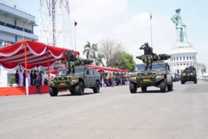 Pangdivif 2 Kostrad Turut Hadir Dalam Upacara HUT Ke-78 TNI di Koarmada II Ujung Surabaya