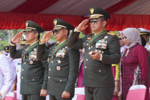 Pangkostrad Hadiri Upacara Peringatan Hari Ulang Tahun ke-78 TNl