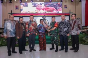 Pangdam I/BB Ajak Forkopimda Nobar Wayang Kulit HUT Ke-78 TNI dengan Lakon Bimo Krido