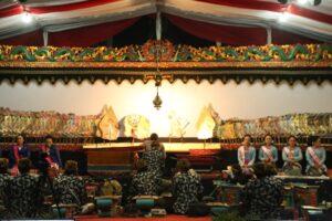 Meriahkan HUT Ke 78 TNI, Kodim Cilacap Gelar Wayang Kulit Lakon Bimo Krido