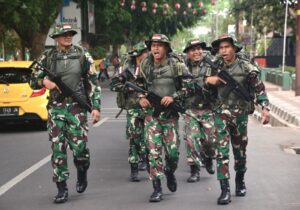 Peringati HUT TNI Ke-78, Prajurit Yonarmed 11 Kostrad Laksanakan Hanmars Jarak 7,8 km