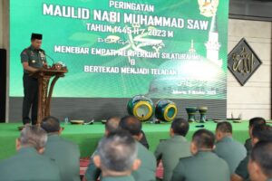 Wakasad dan Warga Mabesad Peringati Maulid Nabi Muhammad SAW 1445 H