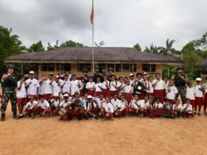 Tingkatkan Mutu Pendidikan di Distrik Terpencil, Satgas Pamtas Yonif 111/KB Siapkan Tenaga Pendidik