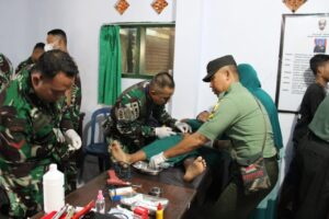 60 Anak Khitan Pada Bakti Sosial Khitanan Masal Semarak HUT TNI Ke 78 Koramil 0824/13 Rambipuji