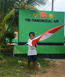 365 KK Warga Sorong Sudah Dapat Menikmati Air Bersih Buatan Prajurit Kostrad