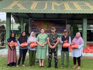 Berbondong-bondong 1.000 Orang Masyarakat Deli Serdang Serbu Yonif 121/MK
