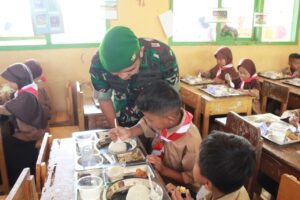 Kodim 0421/LS Lanjutkan Program Unggulan Pangdam II/Sriwijaya "Dapur Masuk Sekolah"