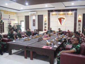 Waaster Panglima TNI Tinjau Program TNI Manunggal Air di Wilayah Timika dan Sekitarnya