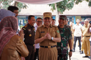 Pangdam II/Sriwijaya Bersama Pj. Gubernur dan Ketua DPRD Sumsel Tinjau Program Dapur Masuk Sekolah di SD Negeri 118 Palembang