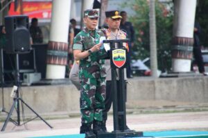 Pangdam I/BB Pimpin Apel Gelar Pasukan Pengamanan Kunker RI 1 di Padang