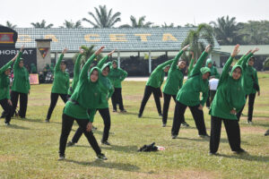 Olahraga Bersama Prajurit dan Persit Yonkav 5/DPC