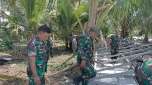 Kodim 0625/Pangandaran Perbaiki dan Ganti Rugi Lapak Warga Imbas Heli