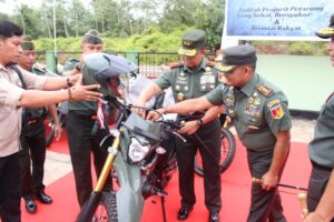 Dandim 1311/Morowali Serahkan 40 Unit Motor CRF Untuk Menunjang Tugas Operasional Babinsa dan Staf Jajaran Kodim