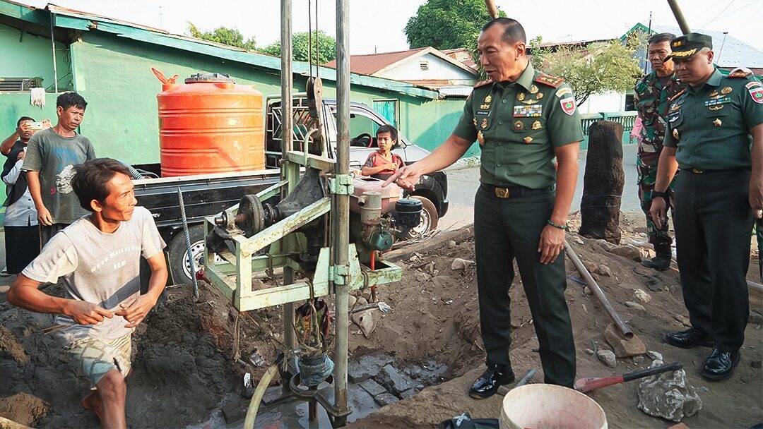 Memasuki Minggu ke-2, Pembuatan 60 Buah Sumur Bor di Wilayah Kodam XIV/Hsn Sudah Capai 25 Persen