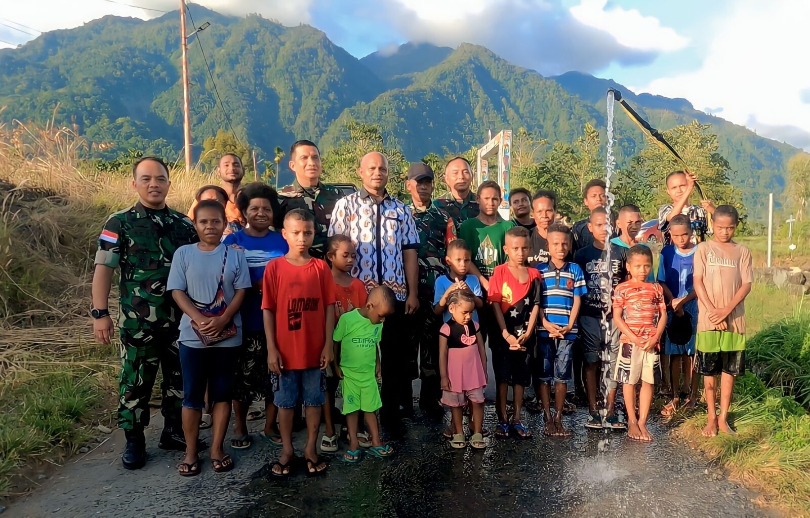 Berkat Program TNI AD Manunggal Air, Kini Masyarakat Papua Nikmati Air Bersih