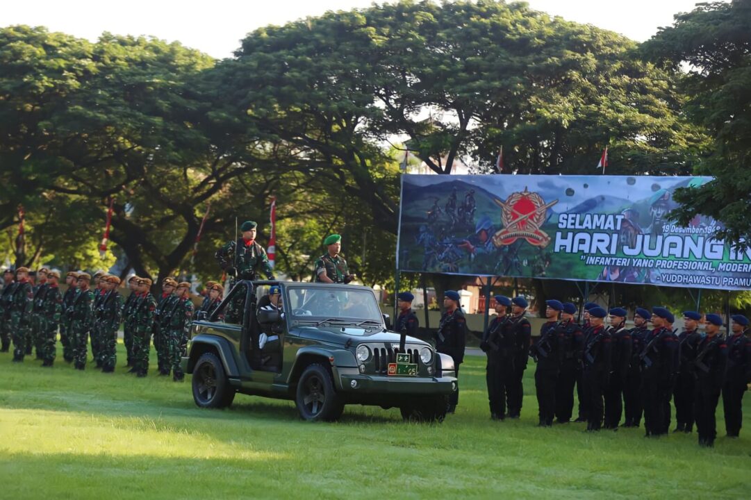 Gelorakan Hari Juang Infanteri Ke - 75, Pangdam IM Ikuti Gerak Jalan Peleton Beranting YWP Jaya Bersama Prajurit