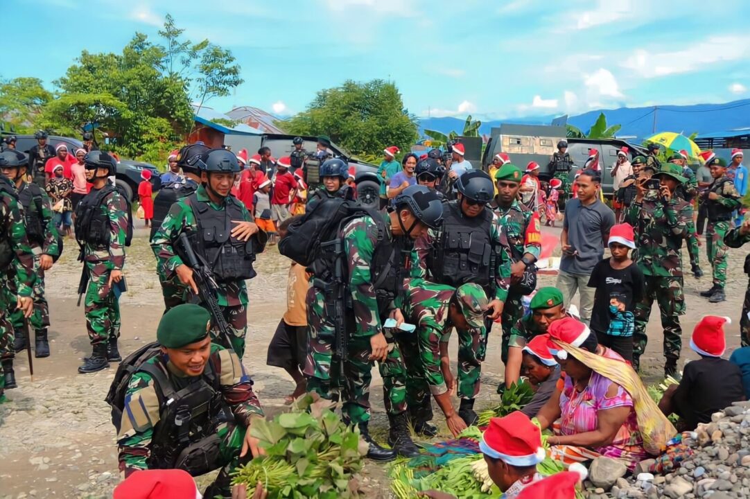 Pangkostrad Tembus Zona Hitam Papua Temui Prajuritnya di Kenyam Nduga