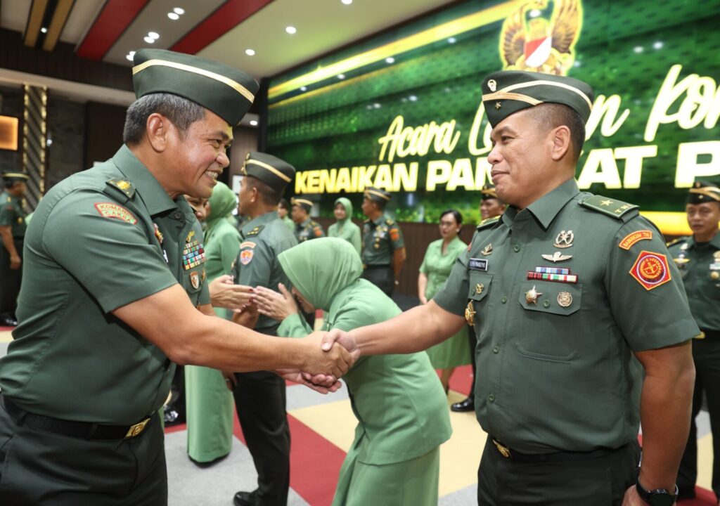 Kasad Terima Laporan Kenaikan Pangkat 30 Pati TNI AD, 19 Diantaranya Baru Pecah Bintang