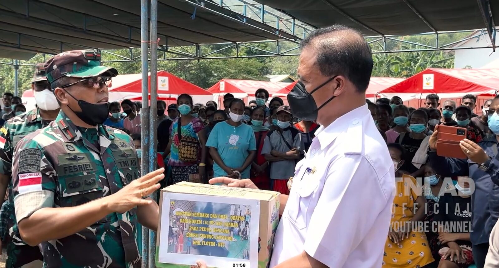 Gerak Cepat TNI AD Bantu Warga Terdampak Erupsi Gunung Lewotobi Laki-Laki