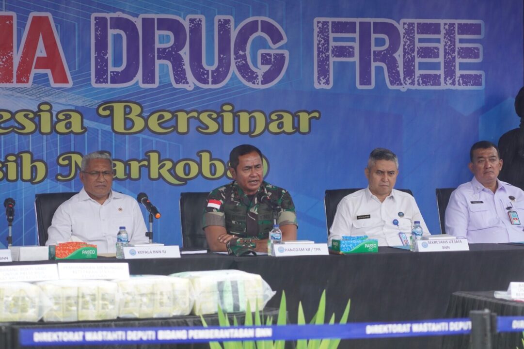 Pangdam XII/Tanjungpura : TNI Berkomiten Tegas Perangi Peyelundupan dan Peredaran Narkoba