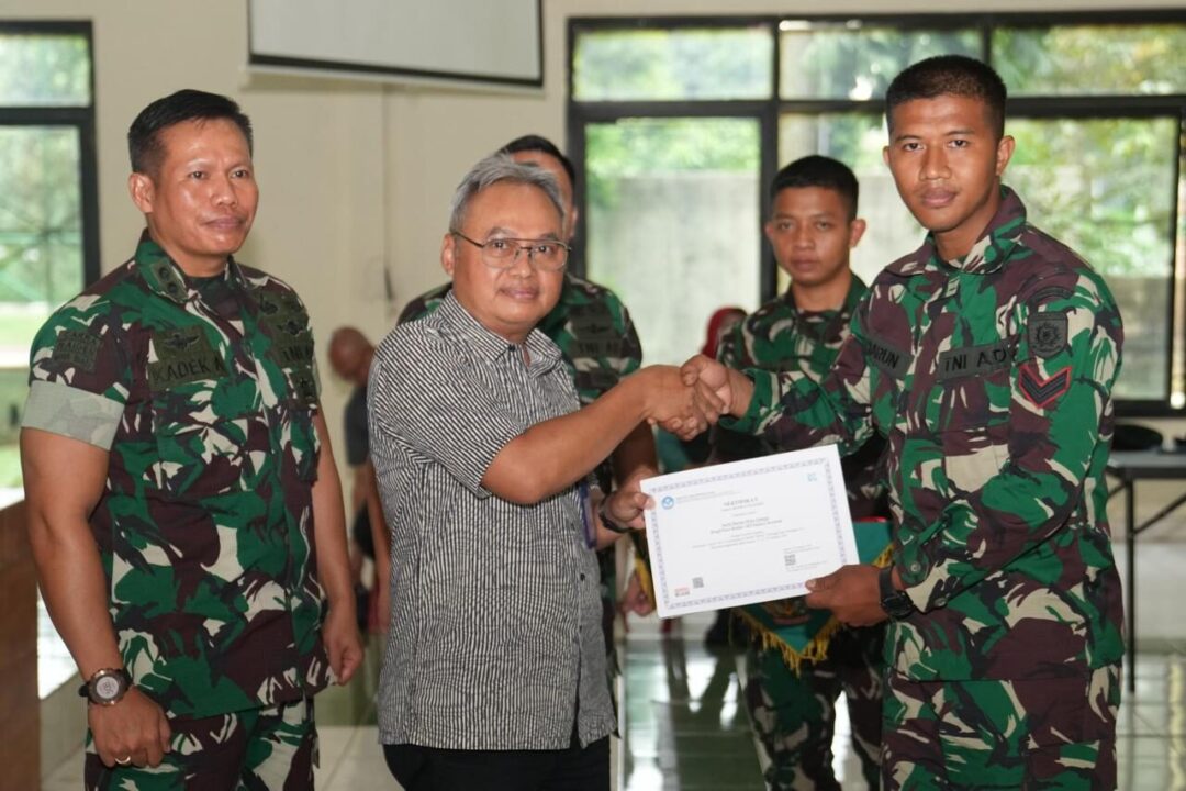 Tingkatkan Profesionalisme Prajurit, TNI AD Gelar Pelatihan dan Sertifikasi Tenaga Pengajar dan Kesehatan