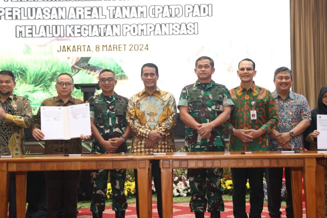 Manfaatkan Sungai-Sungai Besar, TNI AD - Kementan Bersinergi Wujudkan Hanpangan